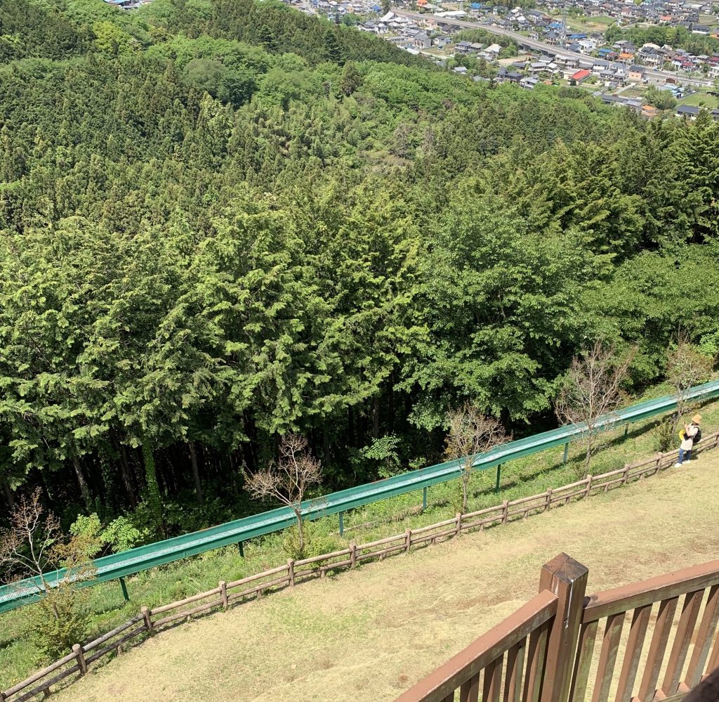 埼玉県小川町公園　ローラー滑り台